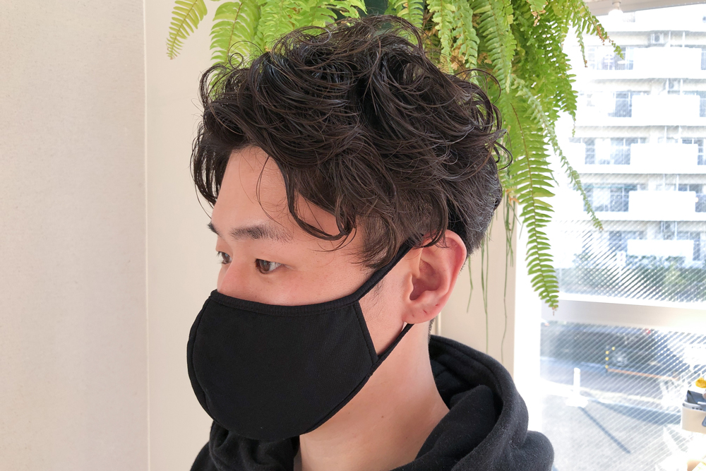 メンズアップバングパーマ